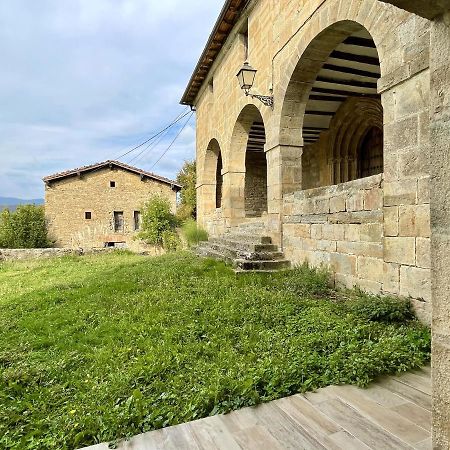 Palacio De Aralar Familias Oskotz المظهر الخارجي الصورة